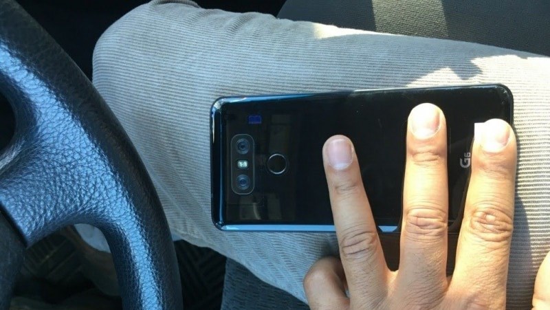 gloss-black-g6