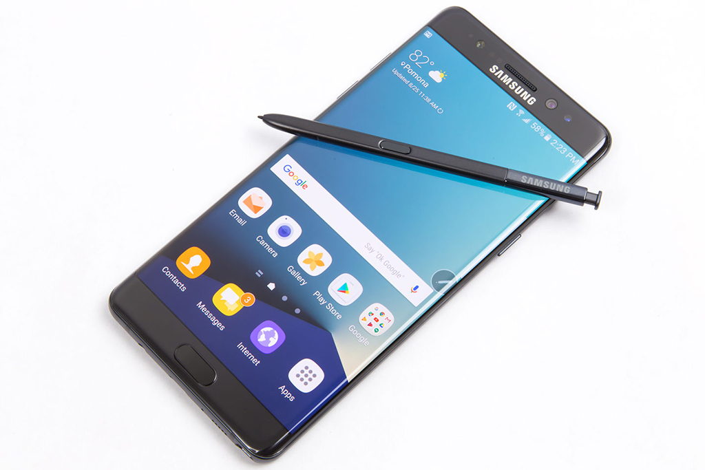 samsung-len-tieng-phan-hoi-viec-galaxy-s8-bi-am-do-man-hinh_8