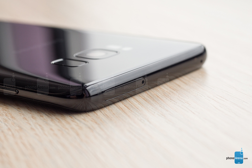 galaxy-s8-YYp-tYng-goc-cYnh_15